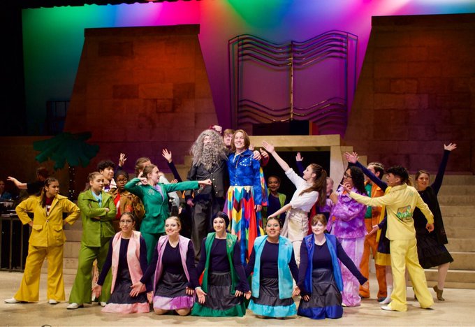 2022 Joseph Amazing Technicolor Dreamcoat