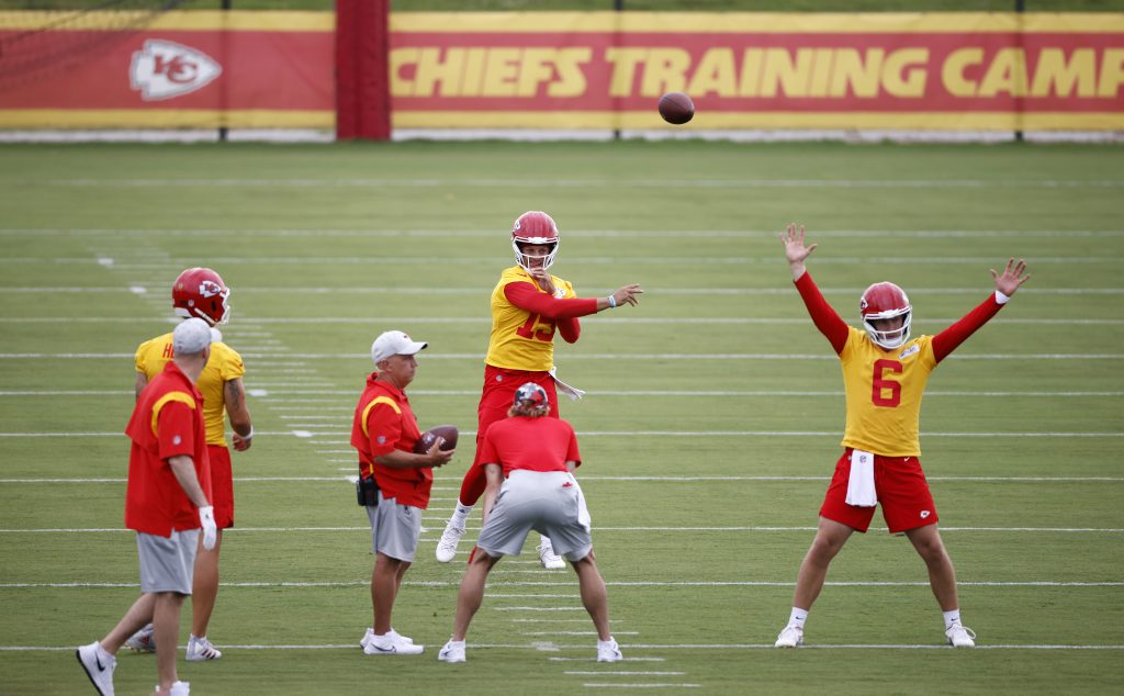 Patrick Mahomes Shane Buechele