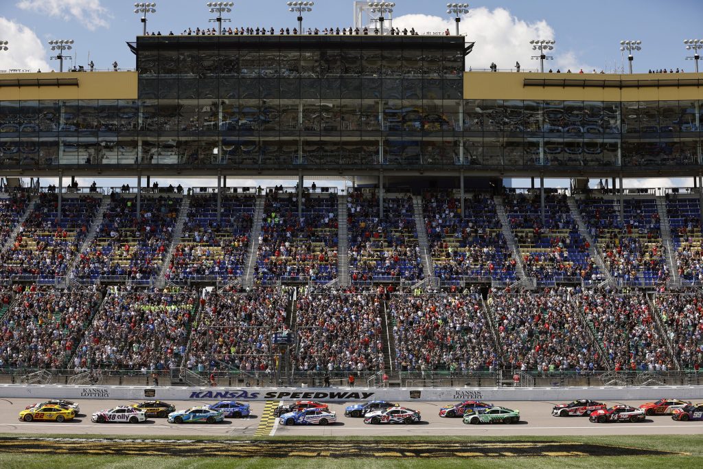 NASCAR Kansas Auto Racing