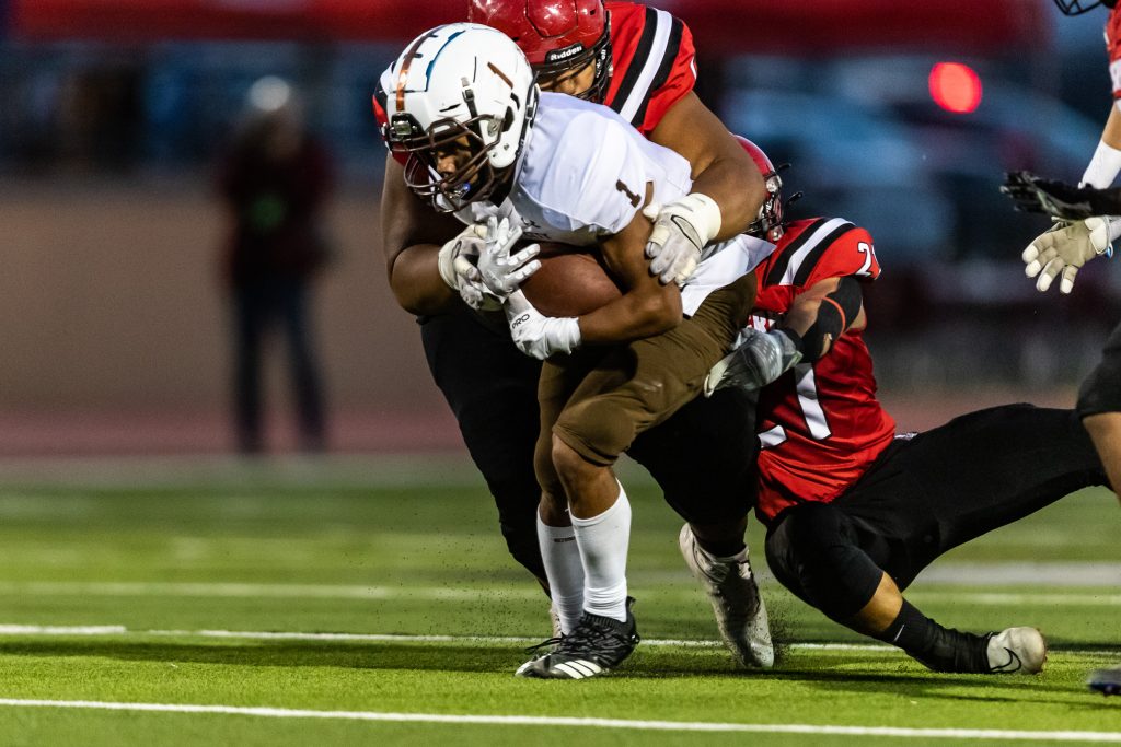 Zack Keosengphet running the ball