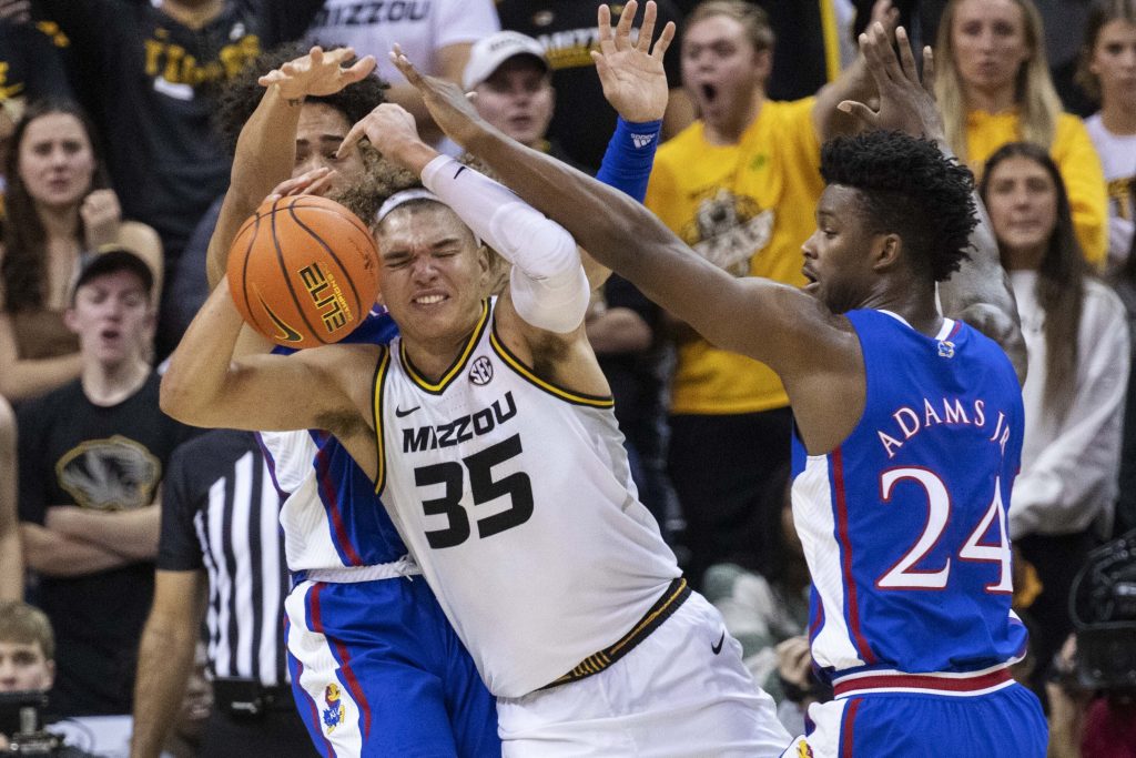 Noah Carter, K.J. Adams Jr., Jalen Wilson