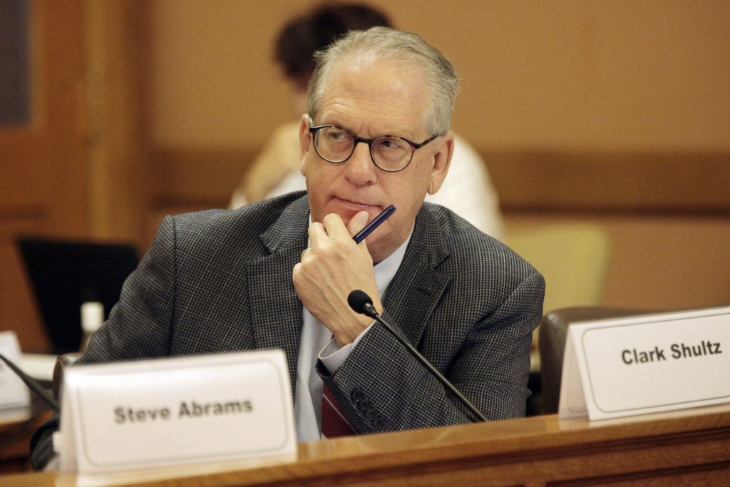 Kansas Lawmakers Pay Raise