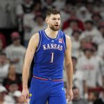 Dickinson’s 8th double-double lifts No. 11 Kansas to 54-40 victory over Cincinnati